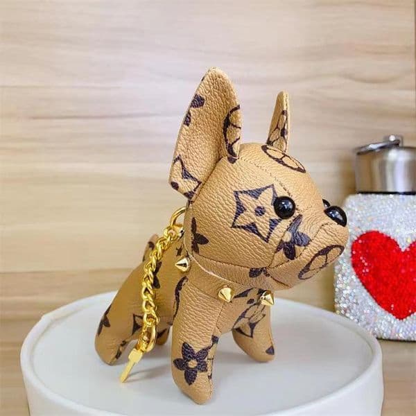 985 Fashion Designer Keychain Men Women Bag Charm Accessories French Fighting Dog Cute Lover Luxury Keychains Car Key Chains Bullfight Cattle 6 Color