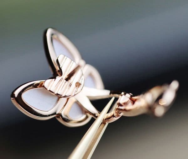 Luxury quality charm butterfly shape clip earring with nature shell beads in 18k rose gold plated have stamp box PS3534A