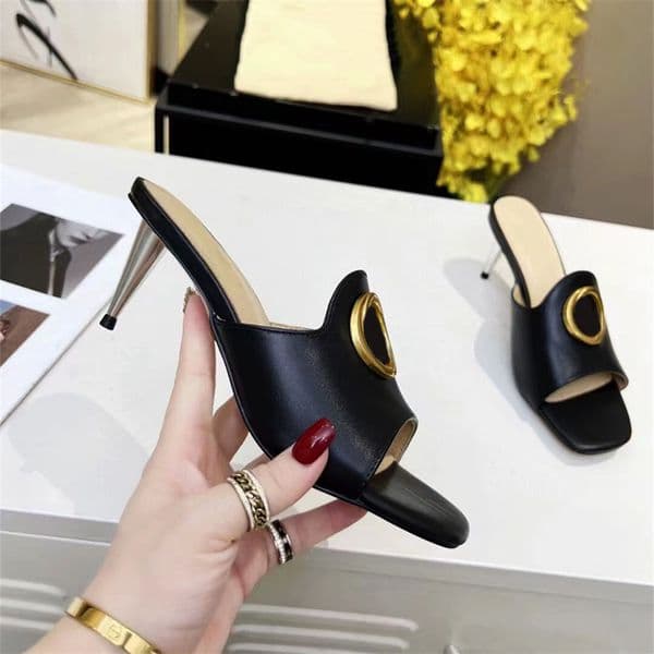 Leather high Heels Women's slippers Luxury Designer Fashion Sandals Sexy skinny heels Buckle party shoes White collar Office shoes Designer shoes 7CM heel strap box