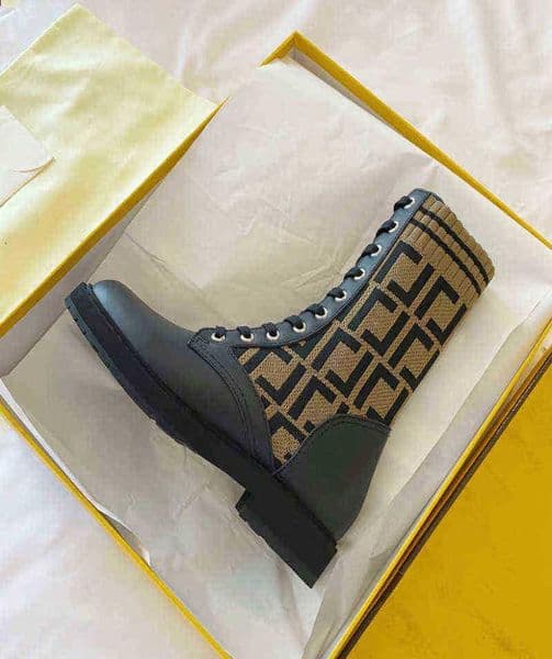 Brown Knitted Sock Style Flats Ankle Boots shoes winter FF Leather Combat Booties For Women Luxury Designer Y11066802102