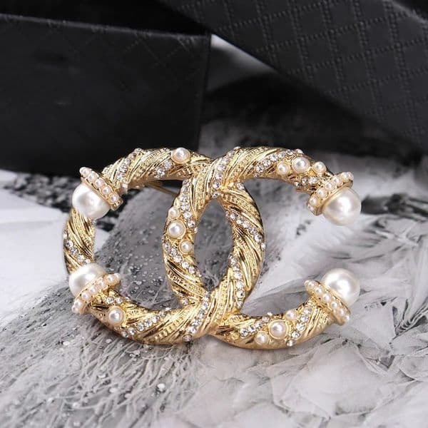 Designer 20Style Famous Brand Brooch Fashion Style Brooches Suit Pin Clothing Decoration Jewelry Accessories Gift High Quality es