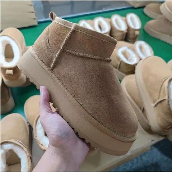 Australia Women Boot Womens Ultra Mini Platform Boots Fur Slippers Designer Tasman Shearling Slipper Suede Wool Winter Australian Ankle Snow Booties