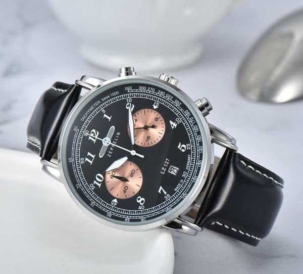 High Quality Top Brand ZEPPELIN Mens Watch Panda Eyes Small Dial Green Water Ghost Luminous Leather Strap Multi-Function Timer Designer Quartz Watches
