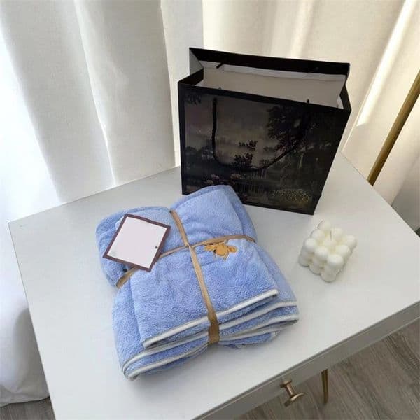 Convenient kitchen towel sets designer beach towels green blue letter embroidery washcloth gift coral velvet bath towel absorbent 2pcs/ set multicolor JF009 C23