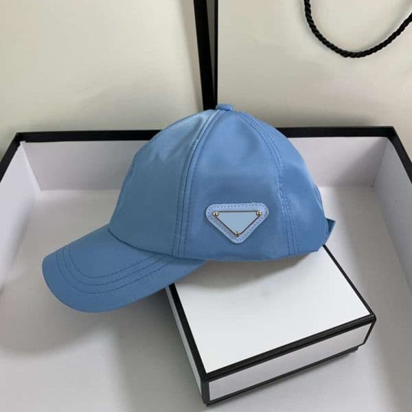 Designers caps Luxurys baseball cap solid color letter younger tongue hats Side sports temperament hundred take couple casual travel sunshade hat very