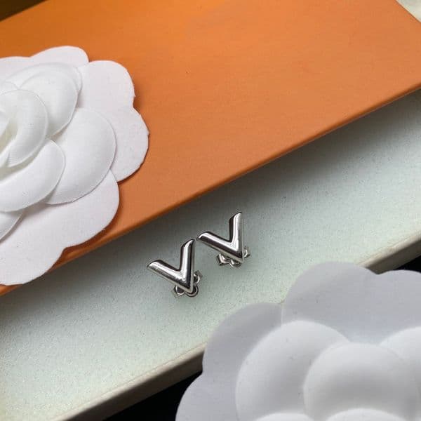 Luxury earrings designer silver stud earring woman set tennis necklace and chain Bracelets for man women mossanite jewelry with box wedding gifts