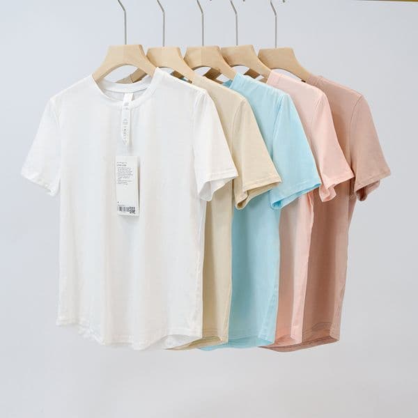 Womens 2024 Yoga Love T-shirt Summer Top Womens Round Collar Short Sleeve Elastic Breathable Sports Fitness Solid Color