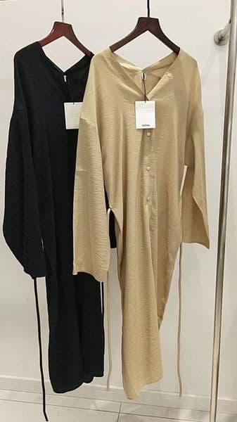 Cotton Silk Mix V-Neck Waist Tie Wide Sleeve Top by - Women's Casual Dress