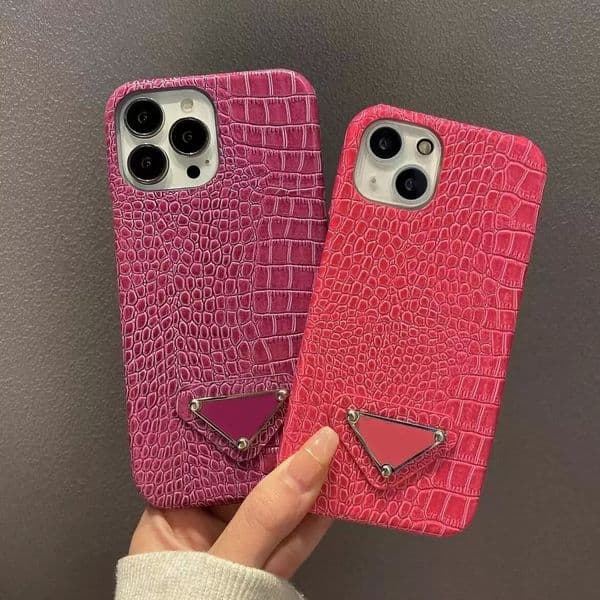 Fashion Designer Leather Phone Cases For iPhone15 14 13 12 11 Pro Max 13Pro Plus Black Letter Mobile Back Shell Covers Ultra Cellphone Case
