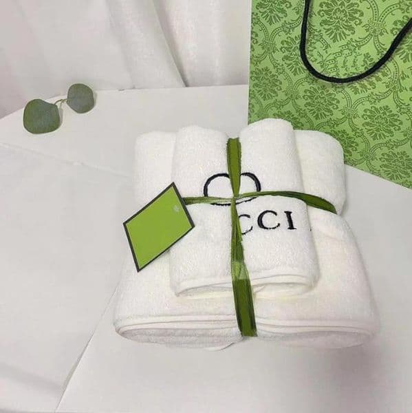 Designer guguchi Towel Bath Towel G Coral Velvet Fashion towel Face Wash Towel Luxury wash absorbent towel
