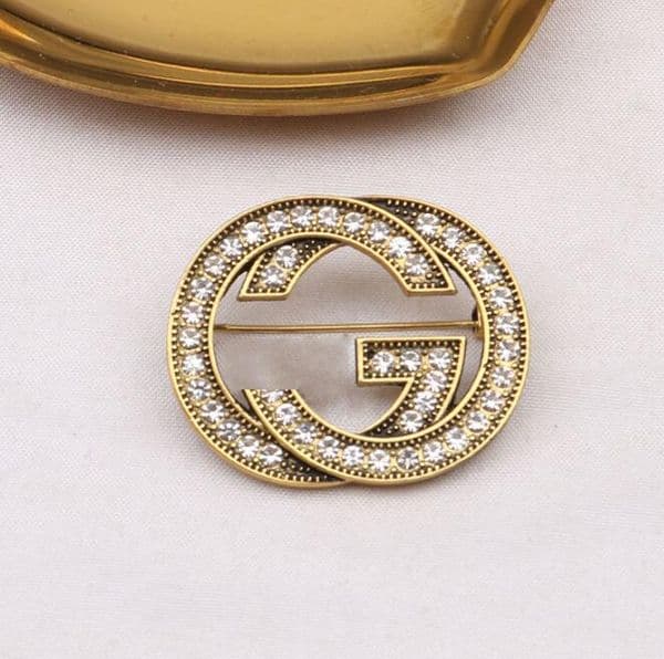 18K Brooches Designer G Brand Letter Gold Plated Brooch Suit Pin Small Sweet Wind Jewelry Accessories Wedding Party Gift