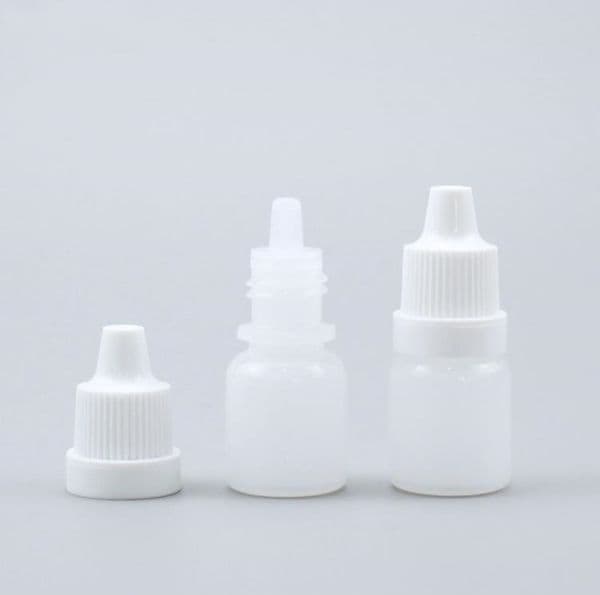 2ML Plastic Squeezable Dropper Bottle with Plug Empty Refillable Portable Eye Liquid Container with Screw Cap SN4983