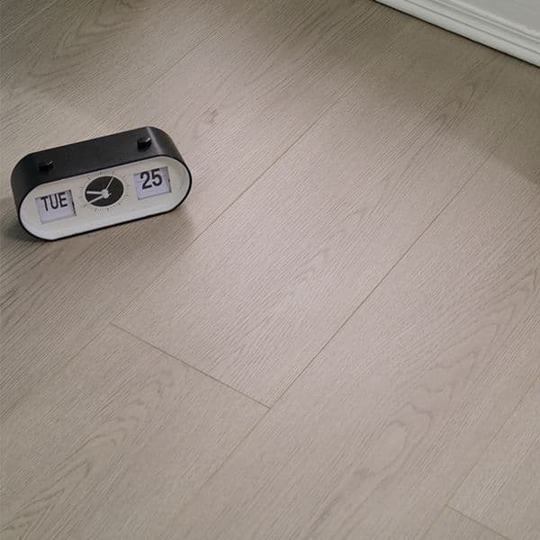 Solid wood composite flooring, locking buckle, environmentally friendly home decoration, underfloor heating, solid wood multi-layer flooring
