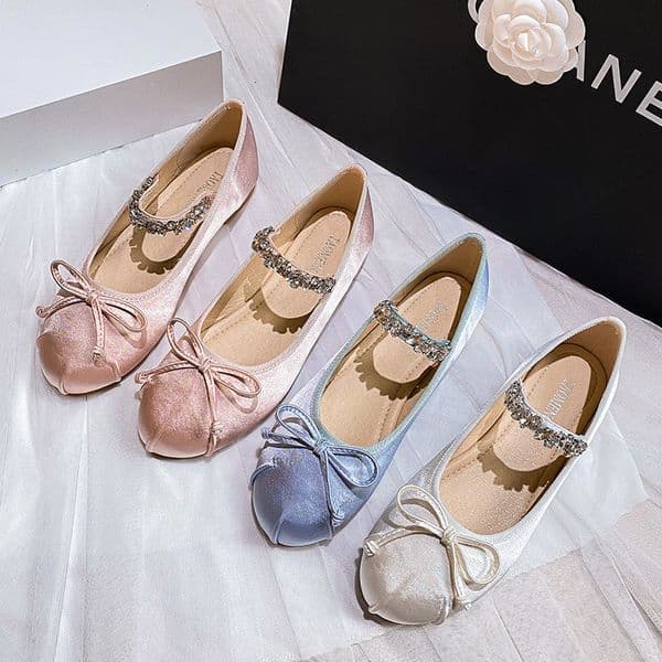 Designer Luxury Simple Women's Dance Versatile Round-toed Full-bag Flat Ballet Shoes Are Soft And Comfortable Diamond-encrusted Straps Bow Decorations