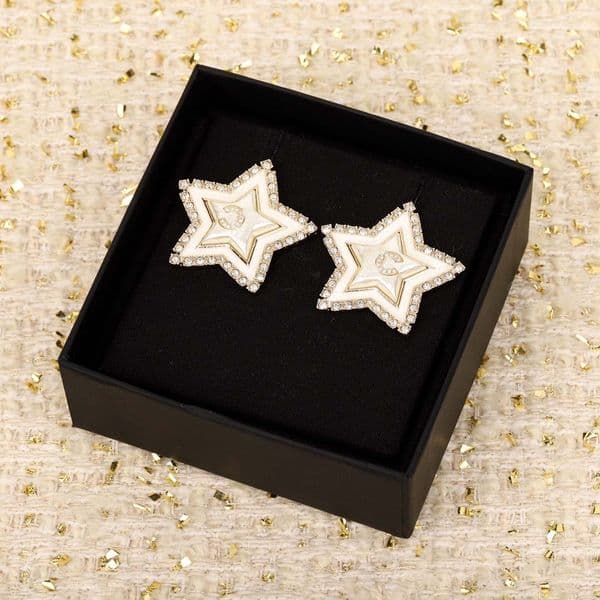 Luxury quality charm stud earring with diamond and star shape desinger have stamp box white color PS6182