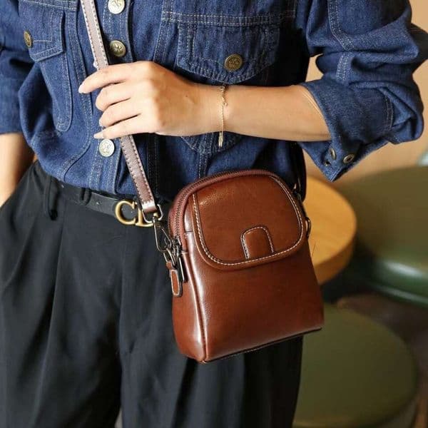 Genuine Leather Women's 2025 New Model Ladies Phone Shoulder Fashion Versatile Mini Crossbody Small Bag