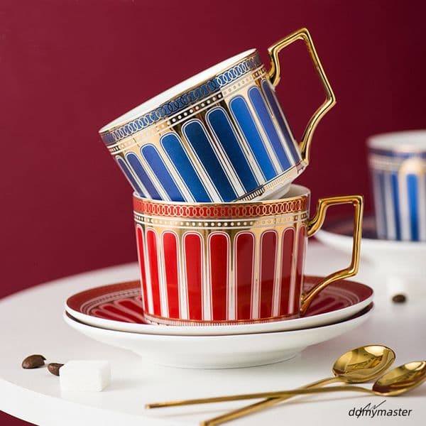 European Gold Frame Bone China Set Exquisite Coffee Mug Birthday Gift Afternoon Flower Tea Cup Home Decor 250222