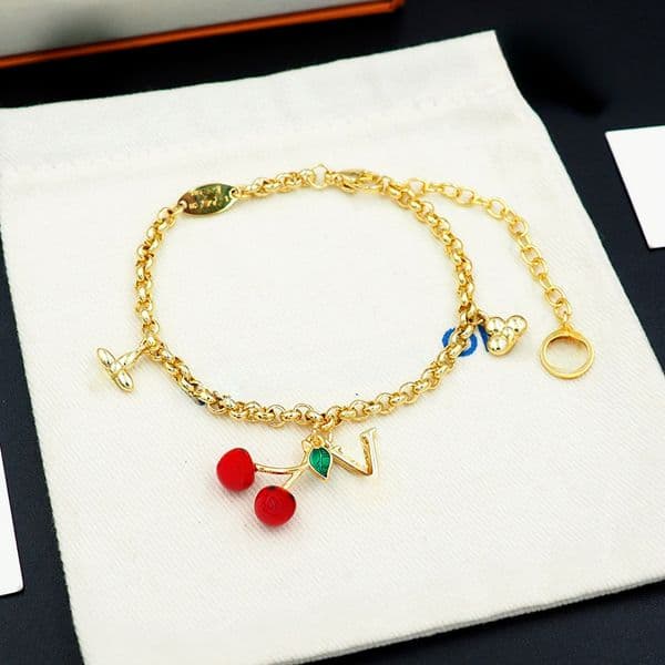 Designer Necklace Brand Luxury Women Bangle Classic Pendant Bracelet Set Wedding Party Chain Jewelry Gift with Box