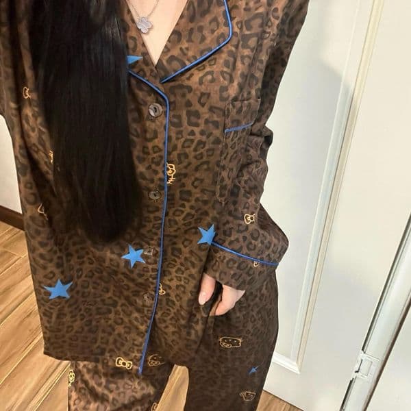 French Elegant Style Leopard Print Ice Silk Simple Sleepwear New Long Sleeved Casual Wear Outerwear Set Autumn New Designer Sleepwear