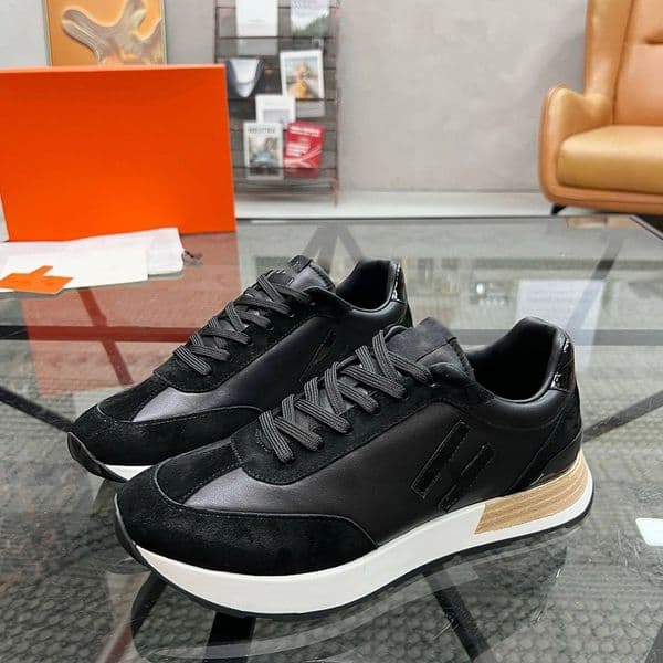 Luxury Mens casual shoes Bouncing SNEAKER white calfskin leather and summer walk sneakers Low top lace up rubber soles light trainers 38-45 htre001