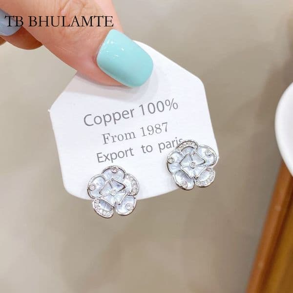 TB BHULAMTE S925 Designer Accessories Silver Needle Inlaid Diamond Flower Earrings Fashion Simple Light Luxury Sweet Cute Style Women's Elegant Jewelry