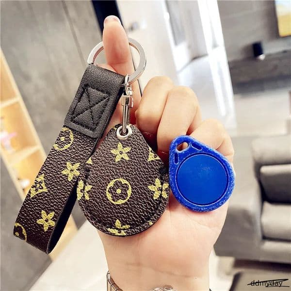 Water Drop Shaped Access Holder Keychain Sensorable Mini Elevator Small Bus Card Protective Cover 250726 ddmyDay