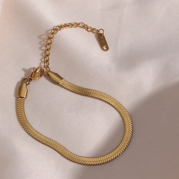 Pendant Necklaces Tarnish Free Steel 18k Gold Plated Flat Snake Chain Bracelets Bangles For Women Herringbone Chain Accessories Jewelry Gift