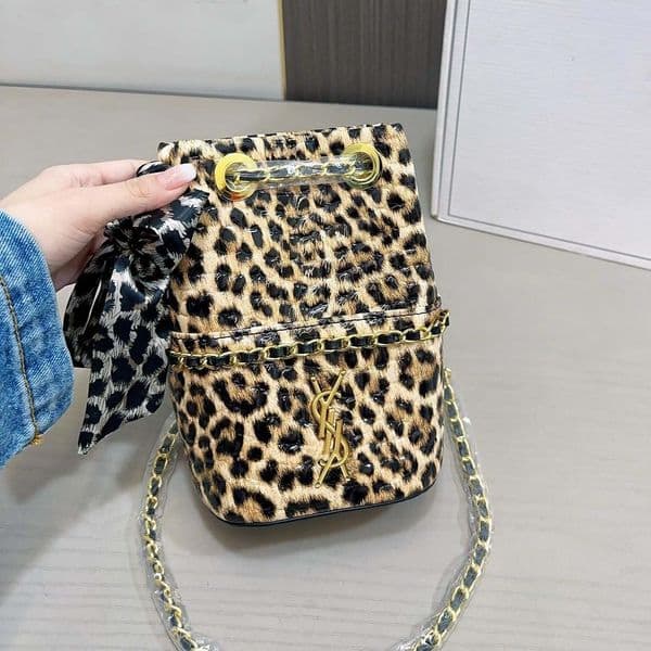 Designer bag 2025 autumn new shoulder bag women's luxury bag handbag leopard patterned bucket bag suede tote bag mini shopping bag