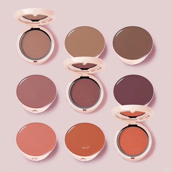 Blush with Pinky Glow 3.5g In Shades 50 51 52 Delivers Natural Flush Blends Smoothly Adds Sweet Radiance Perfect For Daily Makeup Looks