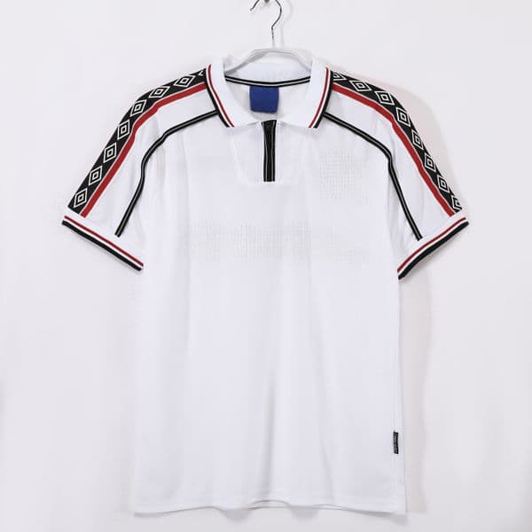 24 25 26 United Retro Soccer Jerseys GARNACHO HOJLUND MARTINEZ YORO football shirt B FERNANDES Football Shirts men