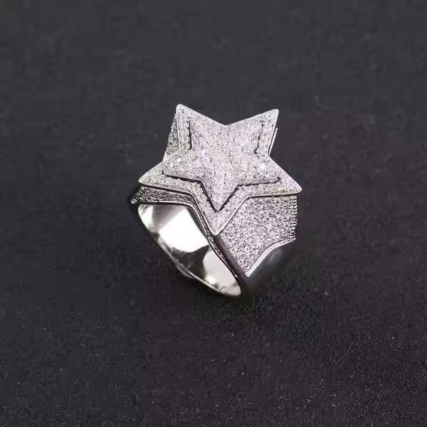Luxurious 925 Sterling Silver Moissanite Diamond Ring Iced Out Star Hip Hop Fashion for Engagement or Gift Classic Style