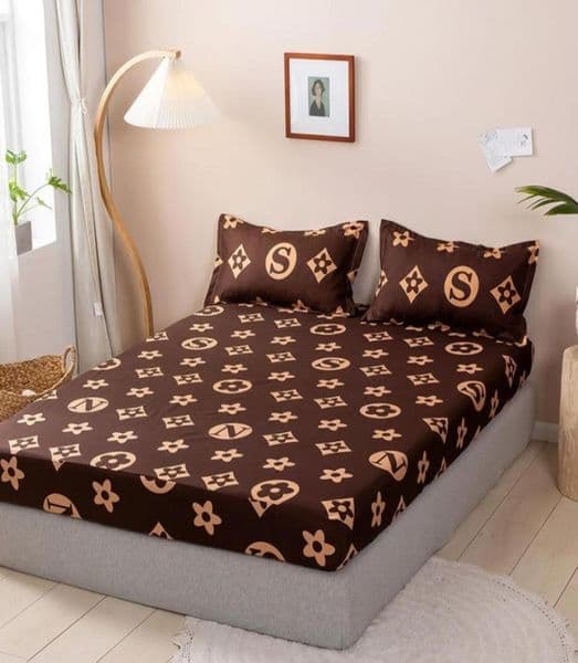 Fashion Design Bed Sheet Trendy Household Mattress Protector Dust Cover Nonslip Bedspread With Pillowcase Bedding Top F0087 210316383148
