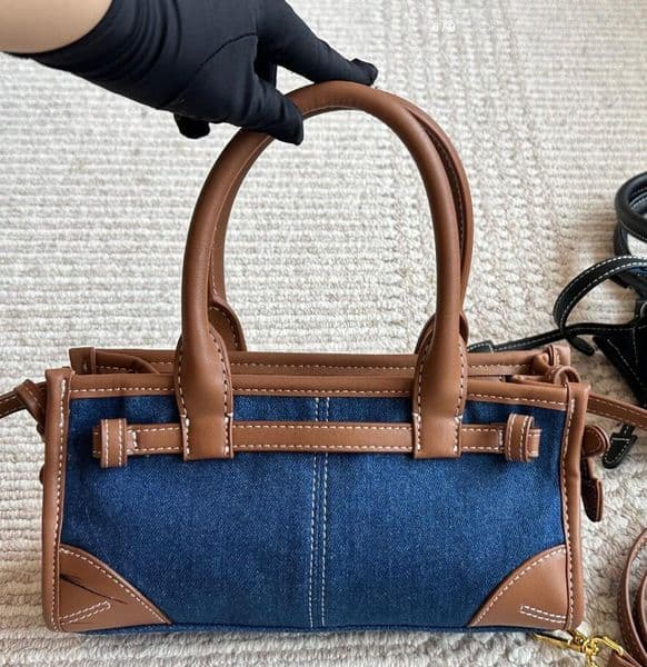 ZOJ925 Hot tote bag 2026 new Women's Spring Retro and Stylish Motorcycle Armpit Bag Trendy Versatile Commuting Shoulder Bag for Women