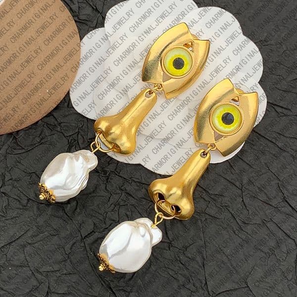 schiaparelliearrings designer earrings women eyes nose pearl drop earrings luxury jewlery designer for women artistic surreal statement elegant vintage gift