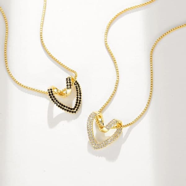 Fashion Heart Pendant Necklace Light Design Copper Gold Plated Color Retention Clavicle Chain Jewelry
