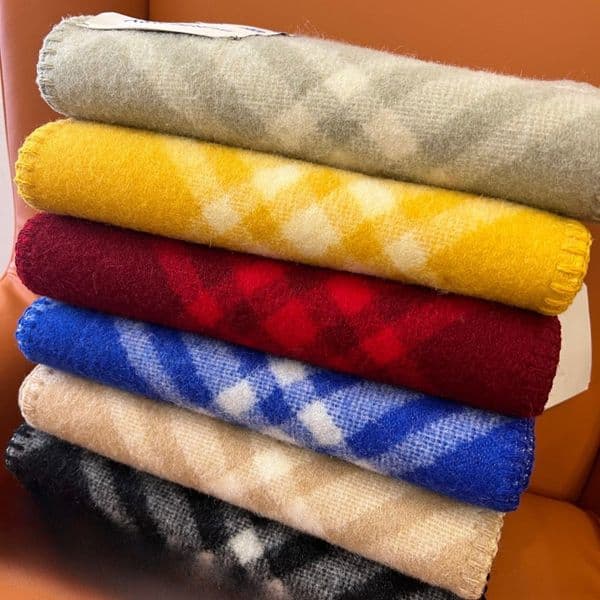 Women's Plaid Scarf Winter Double-sided Shawl Scarf Fashionable and Warm Soft Cashmere Texture High-quality Long Women's Scarf 180x30cm