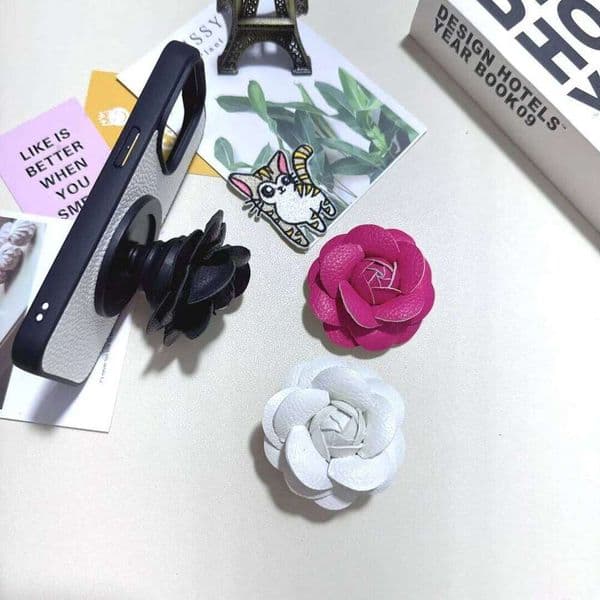 Cute 3D flower Magnetic suction bracket Foldable Griptok Phone Holder for IPhone Samsung Support Socket Pocket Grip Stand Bracke