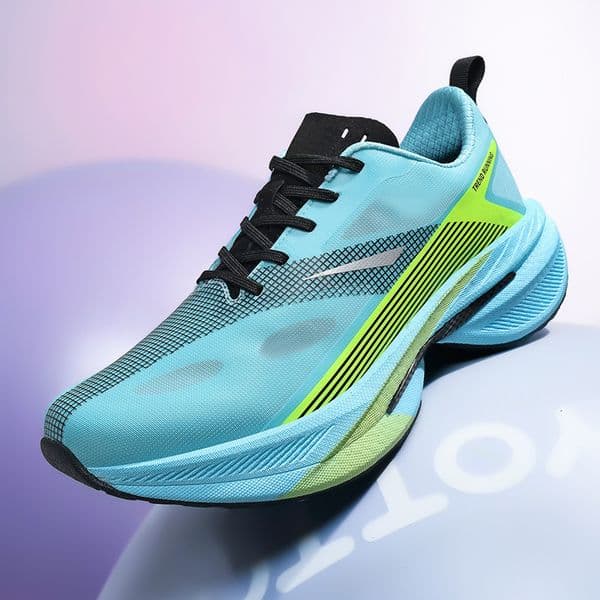 In the autumn of 2025, there are trendy couple designer casual sports shoes, fashionable popcorn soft-soled lightweight running shoes for teenagers