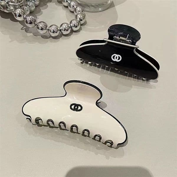 New Women Hair Claw Clip Designer Jewelry Elegant Ponytail Hair Crab Shark Clip Girls Hairpin Clips Hair Accessories