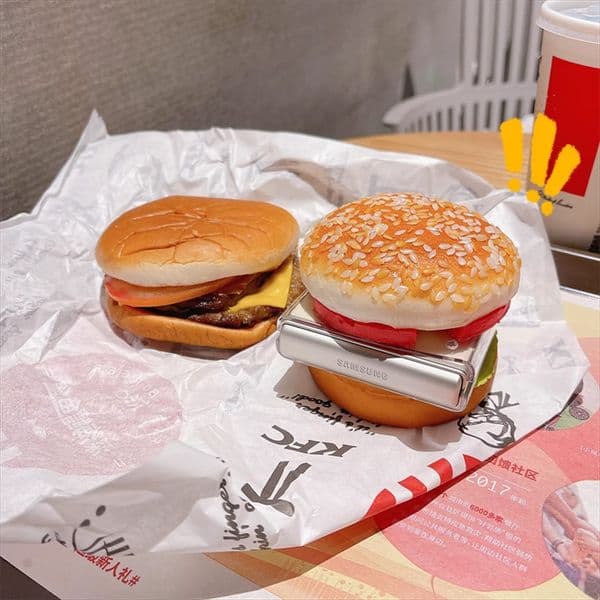 Creative 3D Hamburger 2925 Phone Case For Samsung Galaxy Z Flip 5 4 3 2 1 Flip3 Back Cover Case With Crossbody Chain Protective Shell