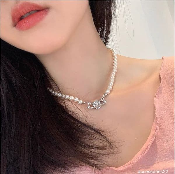 Pendant Necklaces Designer Viviane Pendant Fashion Saturn Magnetic Necklace For Women Classic Retro Full Diamond Planet Pearl Jewelry