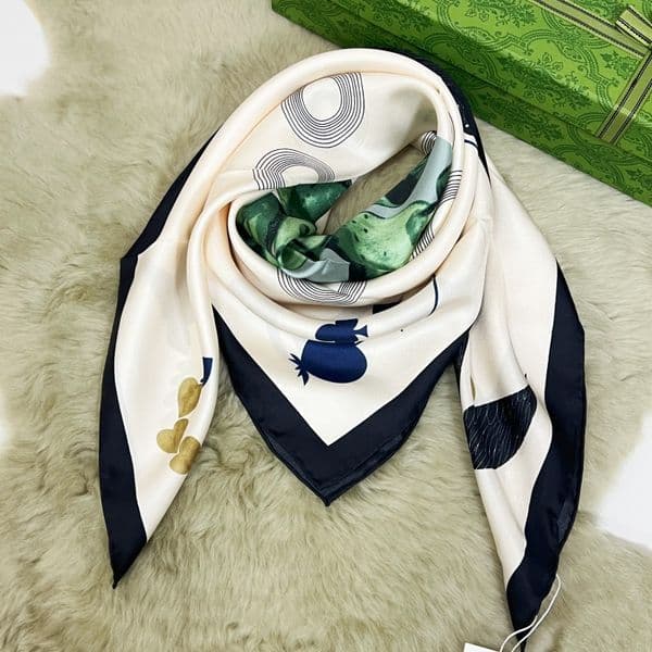 Women's square scarf scarves 100% twill silk material beige color pint letter heart pattern size 90cm - 90cm