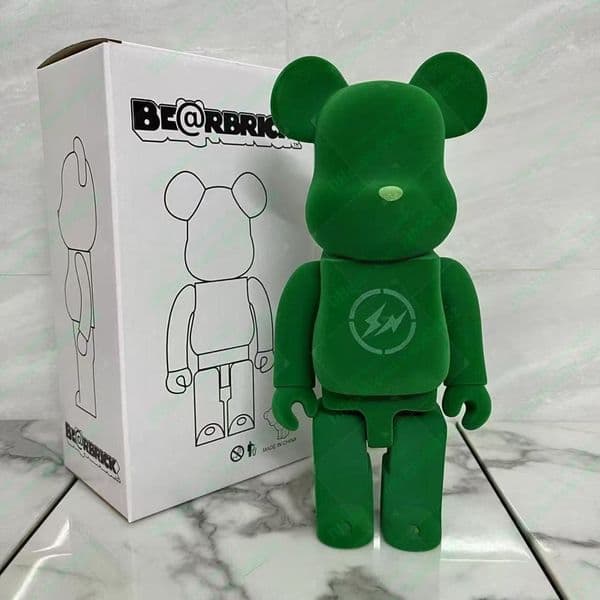 Wholesale popular anime statues toys Designer home decor wine cabinet display toys games movies birthday gifts