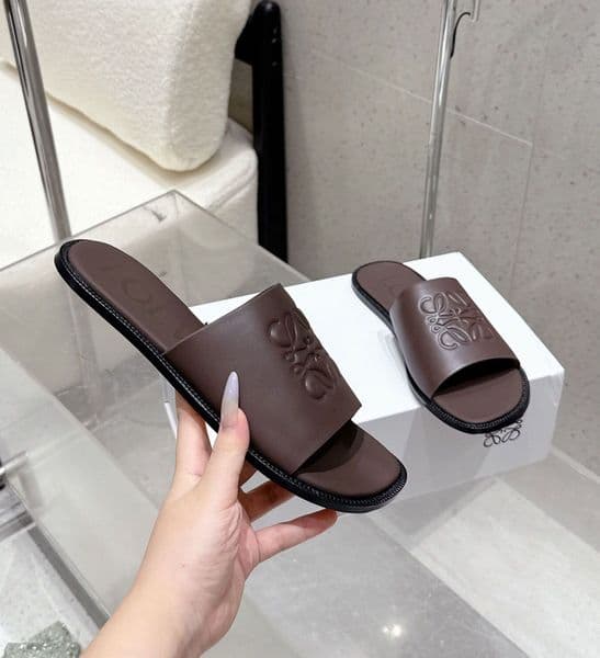 25S Sandal Flat Mules Paula's Ibiza Calf Slide Sandal Logo-Debossed Leather Slides Summer Designer