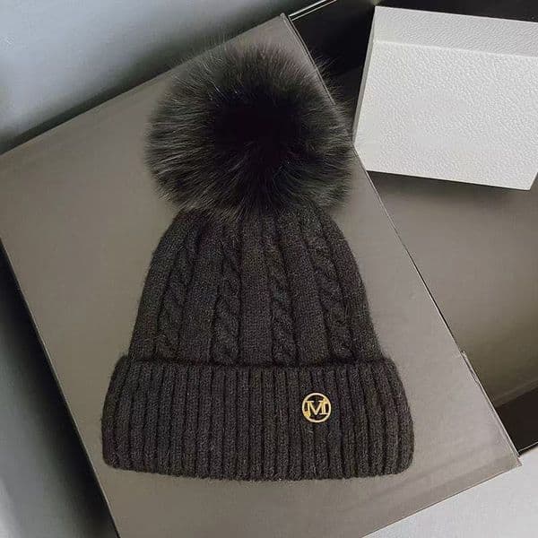 Designer beanie cap hat men bonnet for women winter hats BeanieSkull CapsReal Rabbit Fur Solid Warm Pompom Beanies Female Three Fold Thick Knitted Hat