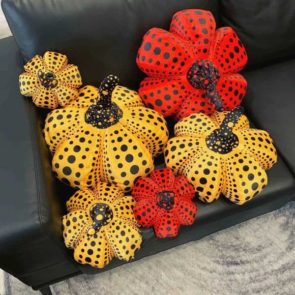 Yayoi Kusama The Same Pumpkin Pillow Wave Point Pumpkin Plush Toy Cushion Halloween Home Sofa Decor Doll Baby Kids Toy XJ250807