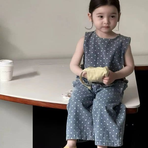 Children's Clothing Sets Polka Dot Sleevelless Vest + Broadleg Jeans 2pcs Sets Baby Girl Clothes Toddler Clothes 2 To 7 Years