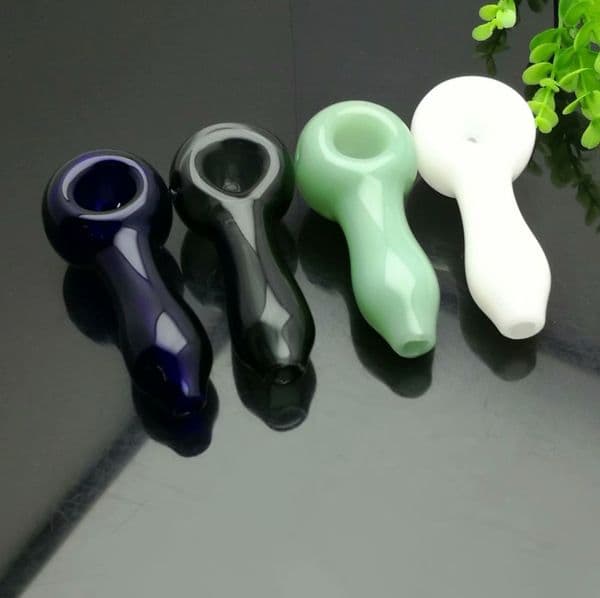 Smoking pipes Ball Glass Oil Burner Pipe Smoking Bowl Classic bongs New Mini Colored Thickened Glass Pipe