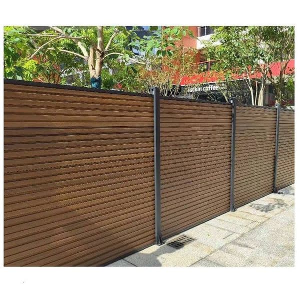 & High Quality Red Brown Easy To Clean Outdoor Wooden Fence Panel