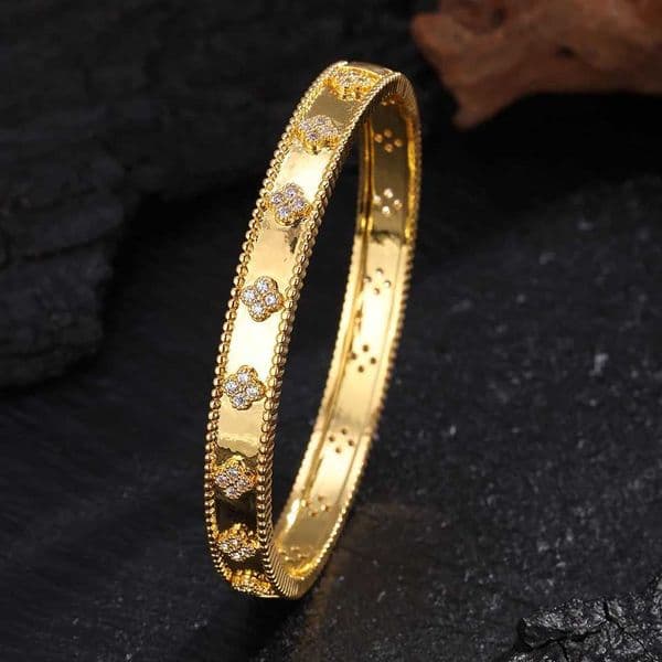 Zircon ZAKOL Flower-shaped Brand Small Inlaid Bracelet for Women Exquisite Shiny CZ Engagement Wedding Party Jewelry G250820a